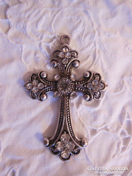 MEDÁL - KERESZT - ÚJ - 7,5 cm !! -  SWAROVSKI KRISTÁLYOS - MEDÁL - 7,5 x 5 cm  - HIBÁTLAN