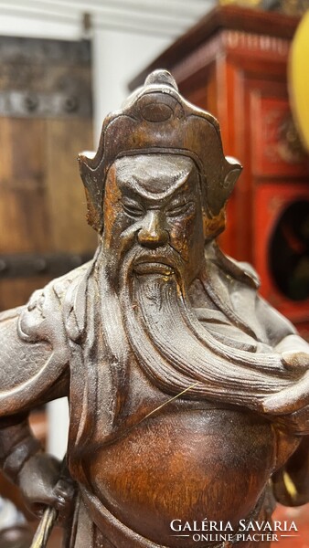 Faragott fa kínai Guan Yu, Gong szobor, japán, ázsiai, keleti