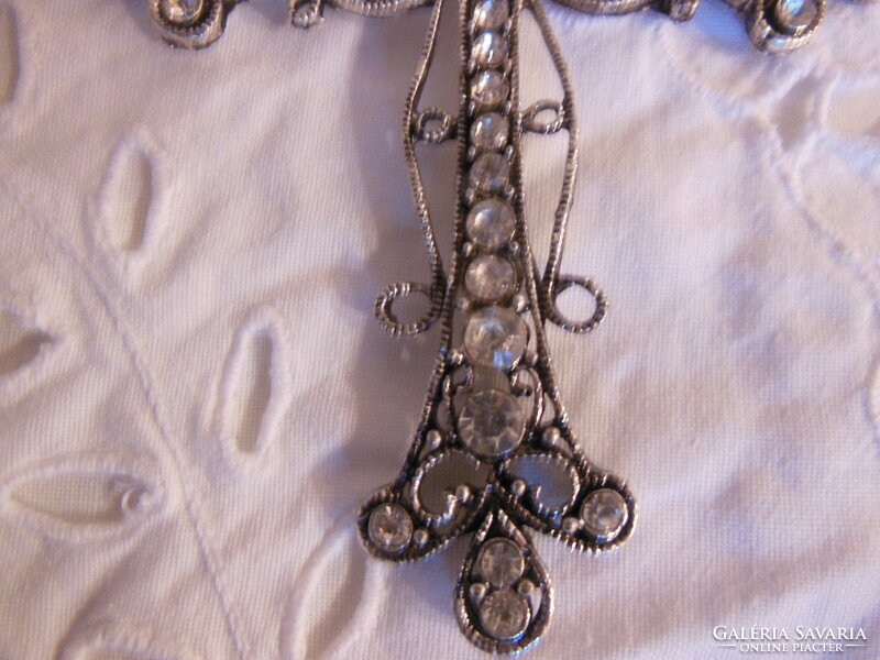 MEDÁL - KERESZT - ÚJ - 11 cm !! -  SWAROVSKI KRISTÁLYOS - MEDÁL - 11 x 8 cm  - HIBÁTLAN