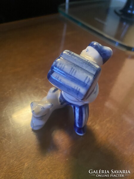 Gzhel orosz porcelán figura