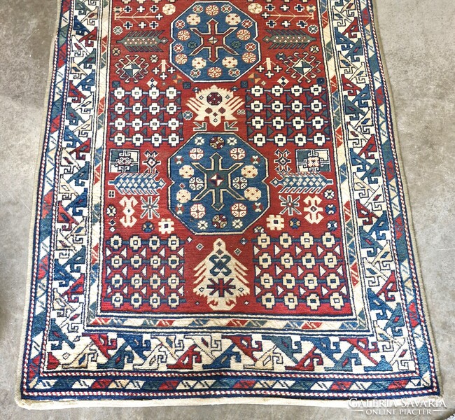 Vintage kazah orientális futószőnyeg, gyapjú