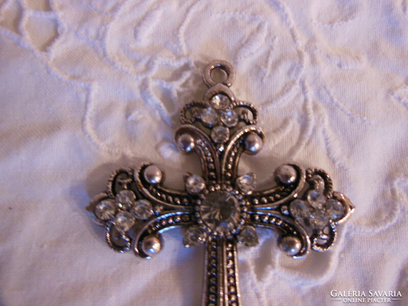 MEDÁL - KERESZT - ÚJ - 7,5 cm !! -  SWAROVSKI KRISTÁLYOS - MEDÁL - 7,5 x 5 cm  - HIBÁTLAN