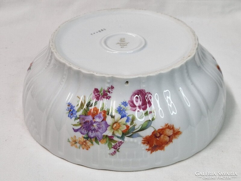 Zsolnay virág mintás Hungária sorozat porcelán pörköltes tál hibátlan állapotban 21,5 cm. átmérőjű