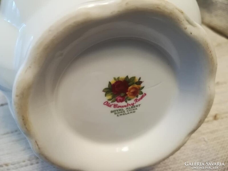 Royal Albert "Old Country Roses" kávés kanna