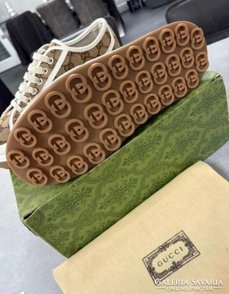 GUCCI női cipő,LIMITÁLT ,2 szín,35-41.