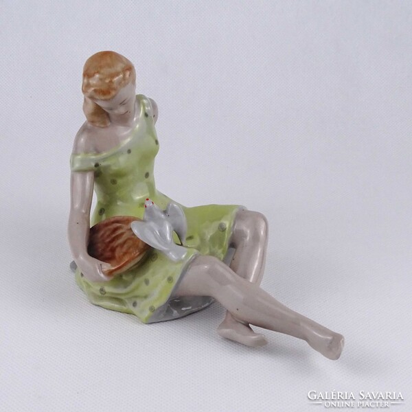 1V876 Régi Drasche Hamupipőke galambot etető lány porcelán figura 18.5 CM