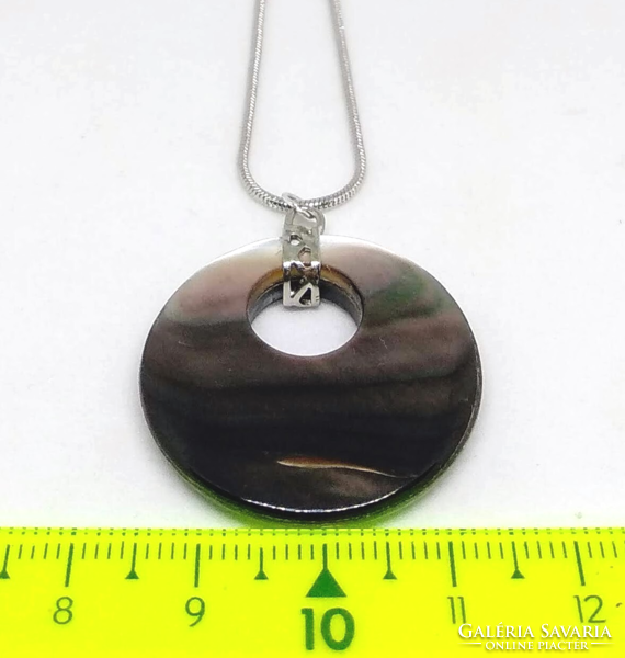 Paua Abalone kagyló fánk medál kígyó láncon S23230