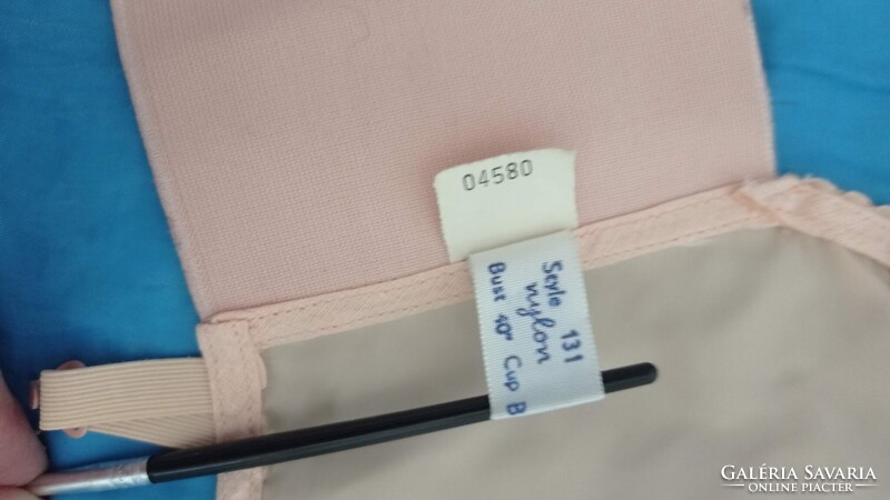 40 B vintage harisnyatartós top, testszínű nejlon melltartó, Kayser Tailored