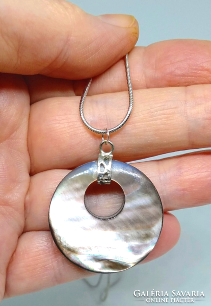 Paua Abalone kagyló fánk medál kígyó láncon S23230