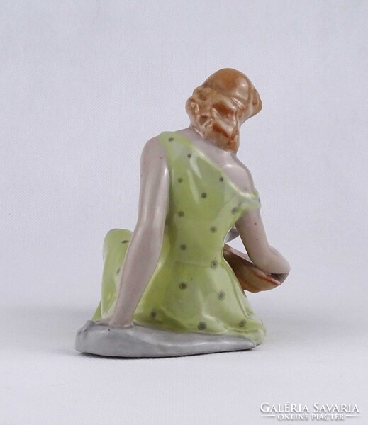 1V876 Régi Drasche Hamupipőke galambot etető lány porcelán figura 18.5 CM