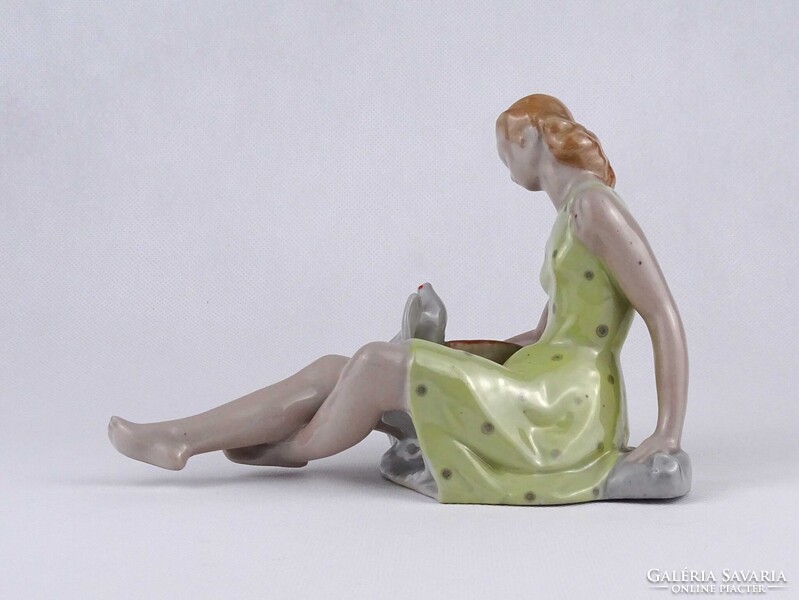 1V876 Régi Drasche Hamupipőke galambot etető lány porcelán figura 18.5 CM