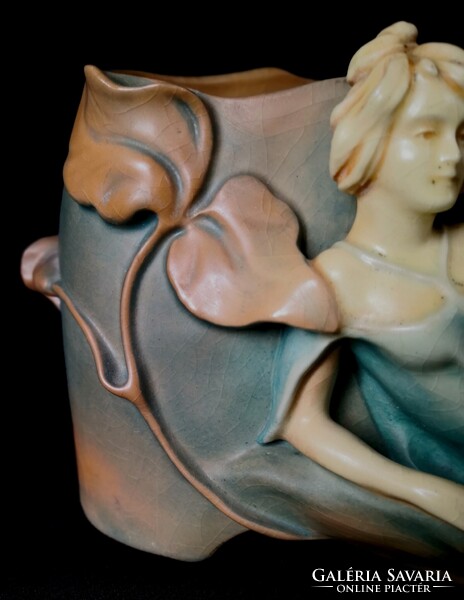 DT/456 – Bernard Bloch Manufaktúra – Gyönyörű szecessziós majolika kaspó, kínáló