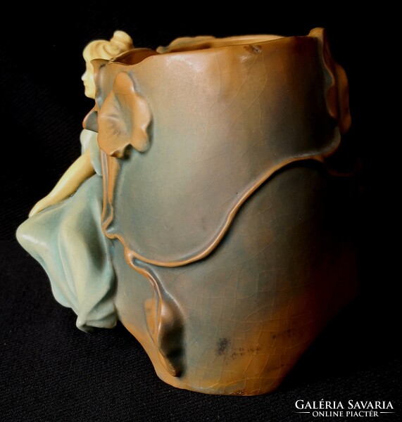 DT/456 – Bernard Bloch Manufaktúra – Gyönyörű szecessziós majolika kaspó, kínáló