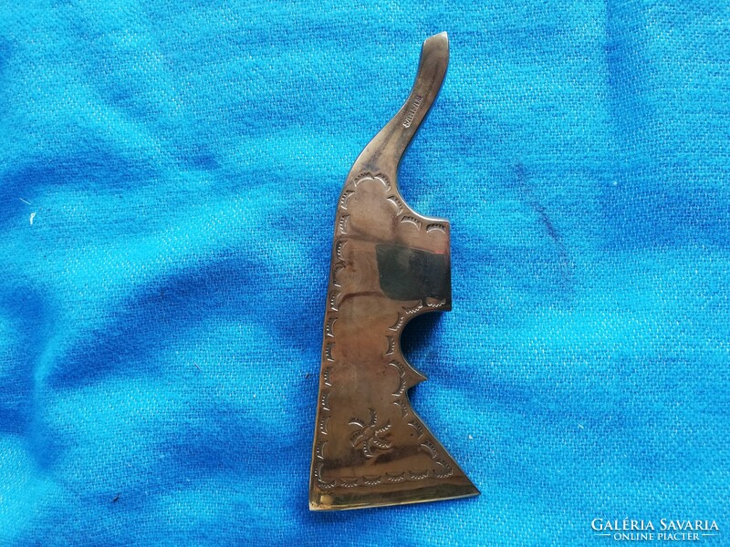 RÉZ FOKOSFEJ JELZETT SZOBOSZLAI