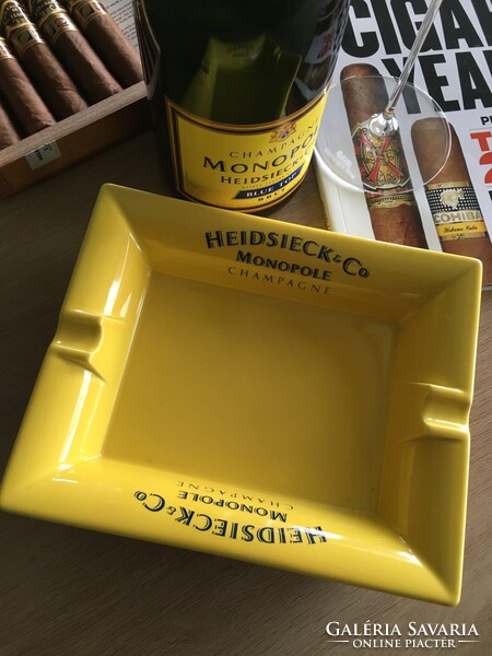 Heidsieck & Co. Monopole Champagne porcelán szivar hamutartó a Blue Top sorozatból