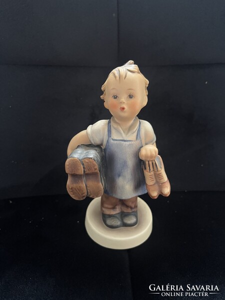 Hummel figura, suszter legény 1 Ft-ról!!