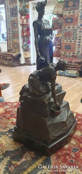 FRIEDRICH GORNIK (1877-1943) Bronz szobor. Nagyon szépen megmunkált. 58 cm magas.