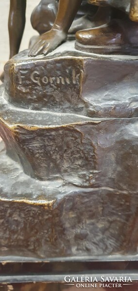 FRIEDRICH GORNIK (1877-1943) Bronz szobor. Nagyon szépen megmunkált. 58 cm magas.