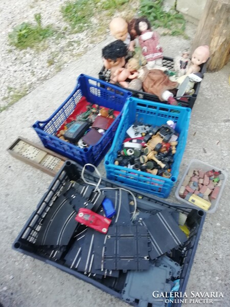 Régi és retro játékok padlásról a képeken látható állapotban