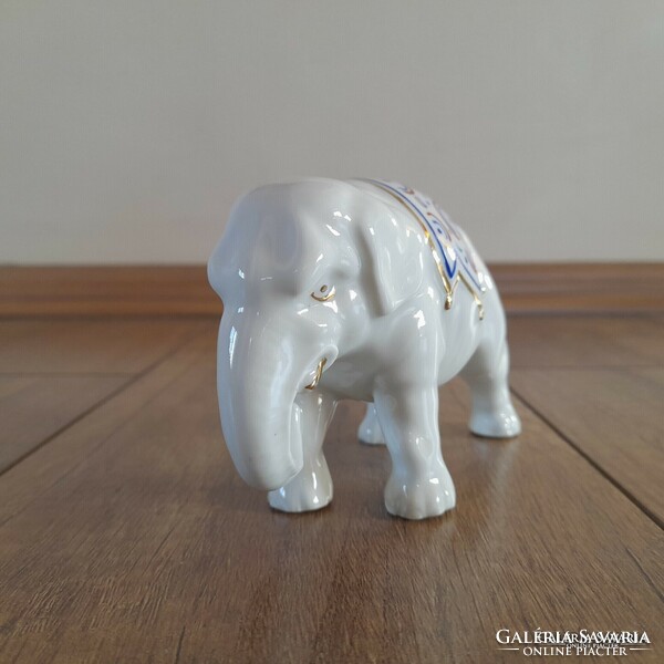 Antik Zsolnay porcelán elefánt persely
