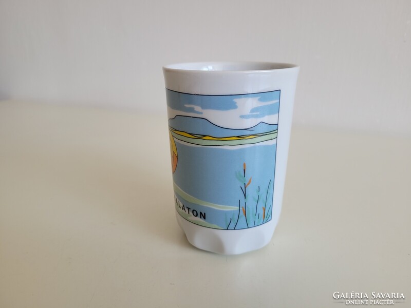 Retro régi Balatoni emlék Zsolnay porcelán bögre vitorlás mintás mid century Balaton szuvenír