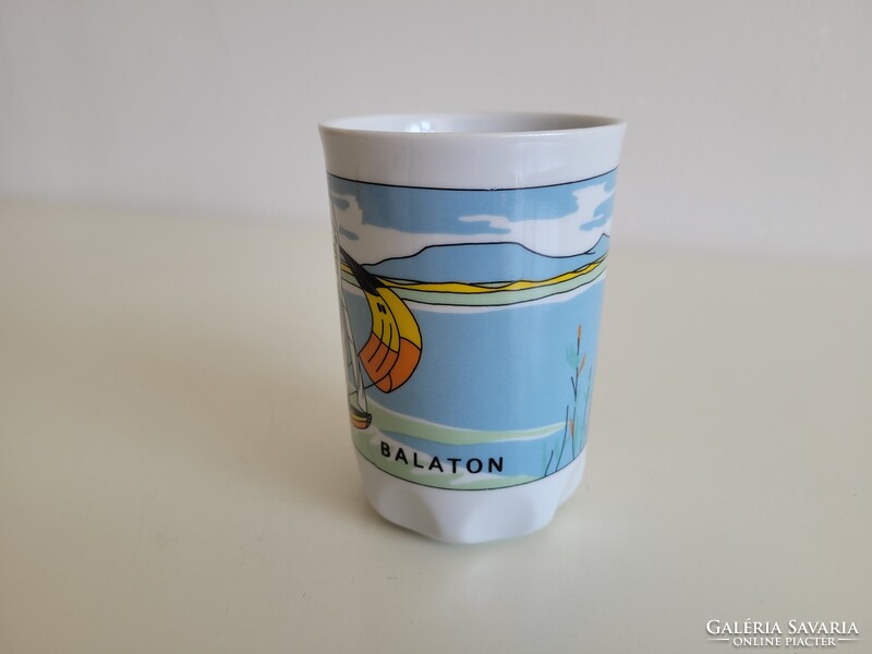 Retro régi Balatoni emlék Zsolnay porcelán bögre vitorlás mintás mid century Balaton szuvenír