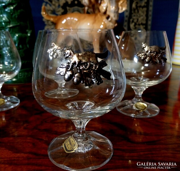 Vadászoknak   6db  2.5db űrtartalomú Talpas Konyakos pohár -Brandys pohár  (Bohemia Glass)  Újszer