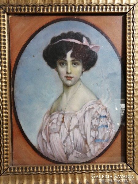 GYÖNYÖRŰ HÖLGYPORTRÉ - KERETEZETT ALKOTÁS FELOLDATLAN JELZÉSSEL