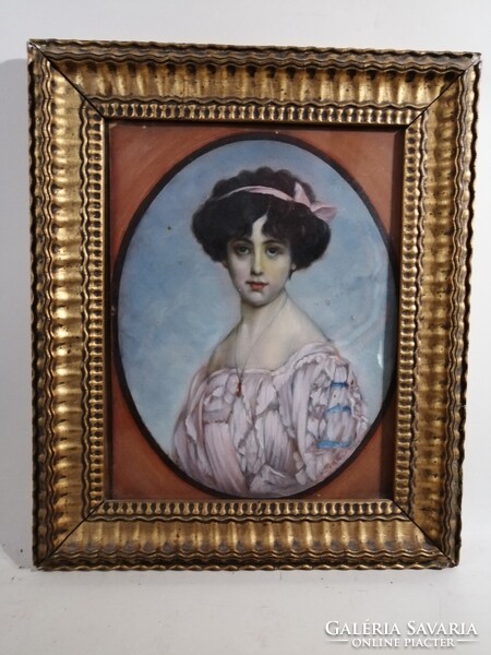 GYÖNYÖRŰ HÖLGYPORTRÉ - KERETEZETT ALKOTÁS FELOLDATLAN JELZÉSSEL