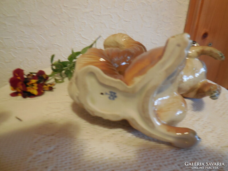 ENS  mókus  , fülén piciny  lapattanás , 20 cm