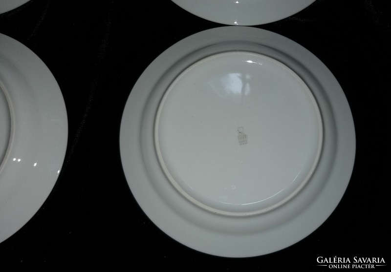 Zsolnay porcelán desszertes tányér piros fekete csíkos 19 cm