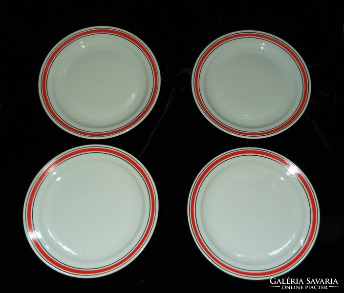 Zsolnay porcelán desszertes tányér piros fekete csíkos 19 cm