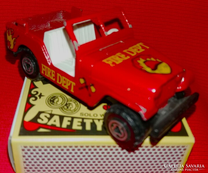 Régi még Francia gyártmányú MAJORETTE 1 :46 JEEP fém kisautó képek szerint ( NAGY MÉRET- KING SIZE )