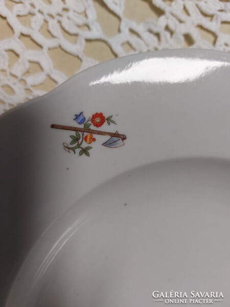 Zsolnay, régi ritka mély tányér, szép kapa-virág mintás