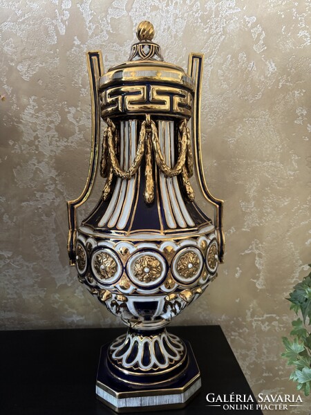 Antik Sèvres-stílusú porcelán váza August Bauscher-től – különleges gyűjtői darab!