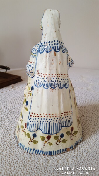 Régi,kerámia hölgy figura,csokorral