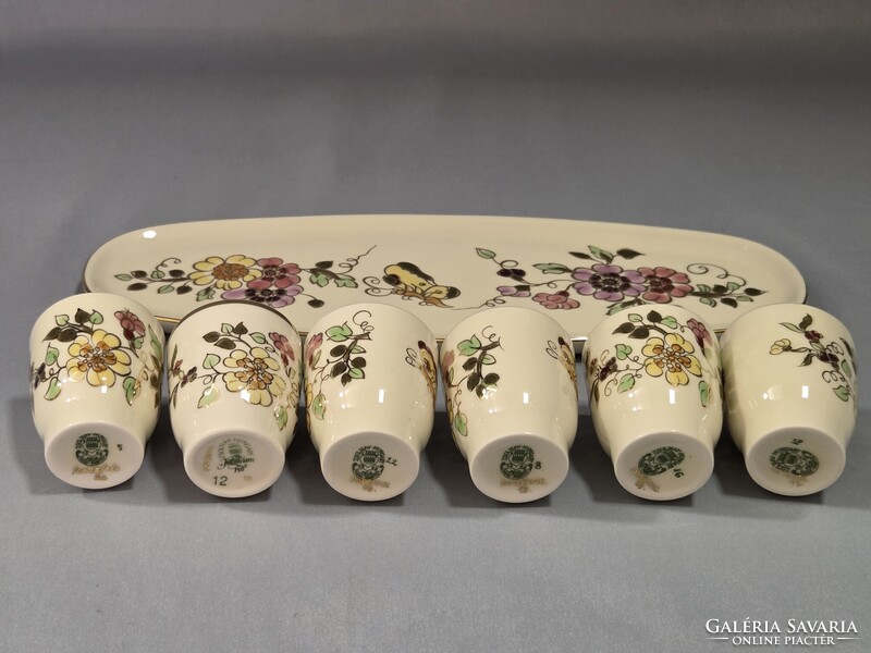 Zsolnay kézzel festett pillangós porcelán pálinkás készlet porcelán tálcájával