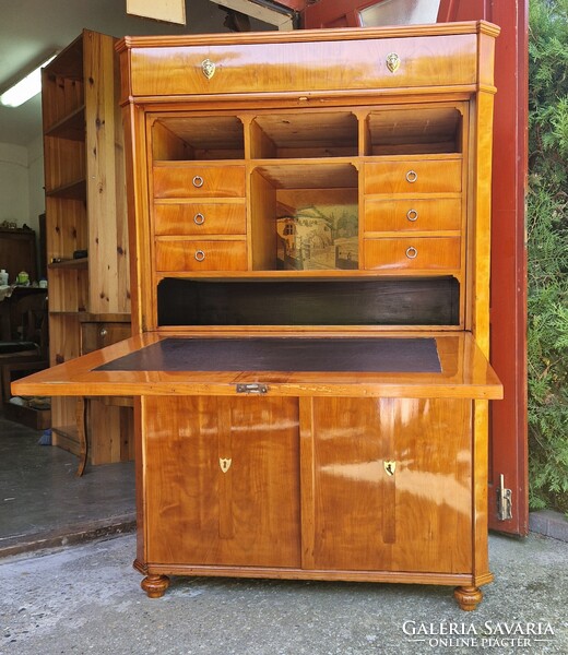 Biedermeier cseresznyefa írószekreter restaurálva