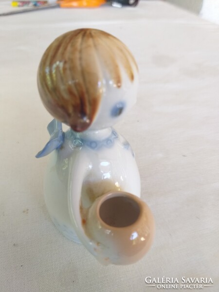 Aquincumi Porcelán. Ősz Szabó Antónia angyalka figura.