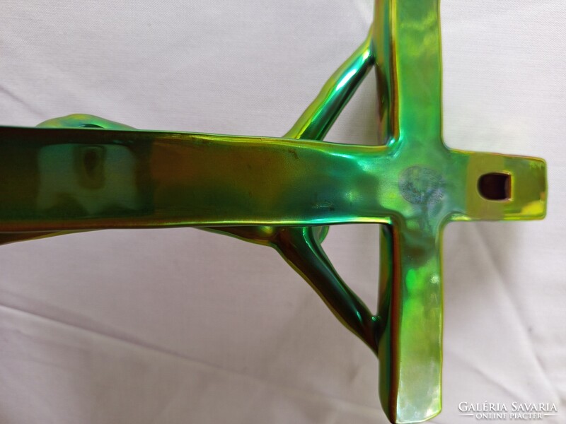 Zsolnay eozin kereszt