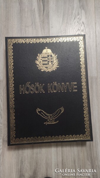 Hősök Könyve