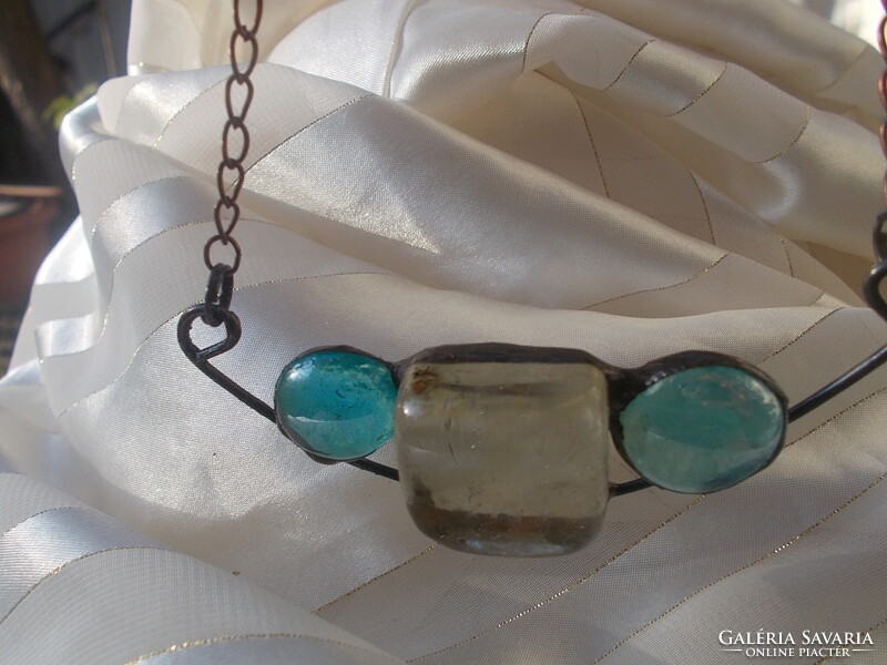 Üvegolvasztásos, forrasztott EGYEDI nyakék