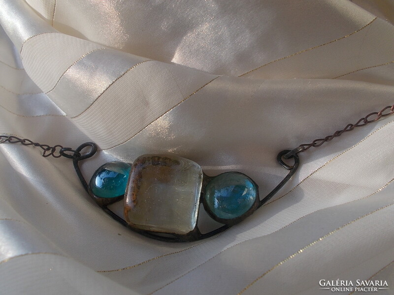 Üvegolvasztásos, forrasztott EGYEDI nyakék