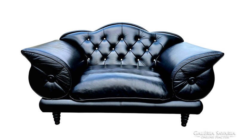 Exluzív Swarovski gombos luxus Olasz chesterfield jellegű bőr ülőgarnitúra B237