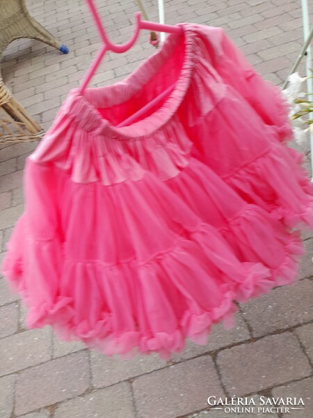 Dolly Szoknya   L  mérte, pink szinü, alig hordott eredetit