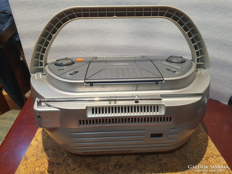 Retro Thomson TM9049 rádiósmagnó kazetta boombox sétálómagnó hi-fi 25