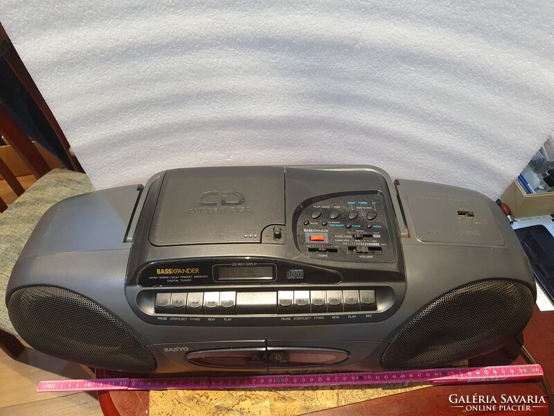 Retro Sanyo MCDZ61L rádiósmagnó kazetta boombox sétálómagnó hi-fi 21