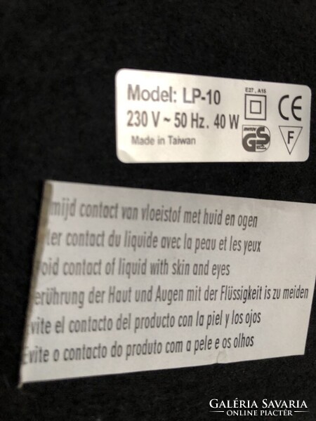 Lámpa ezüst flitterekkel