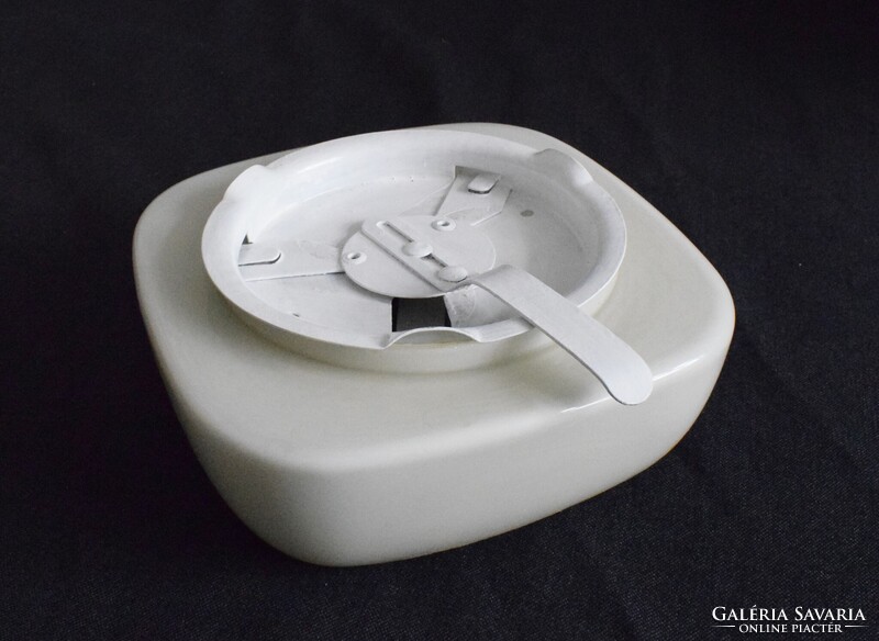 Fali , mennyezeti lámpa , art-deco üveg búra , fém lámpatest , 20 x 20 x 9 cm