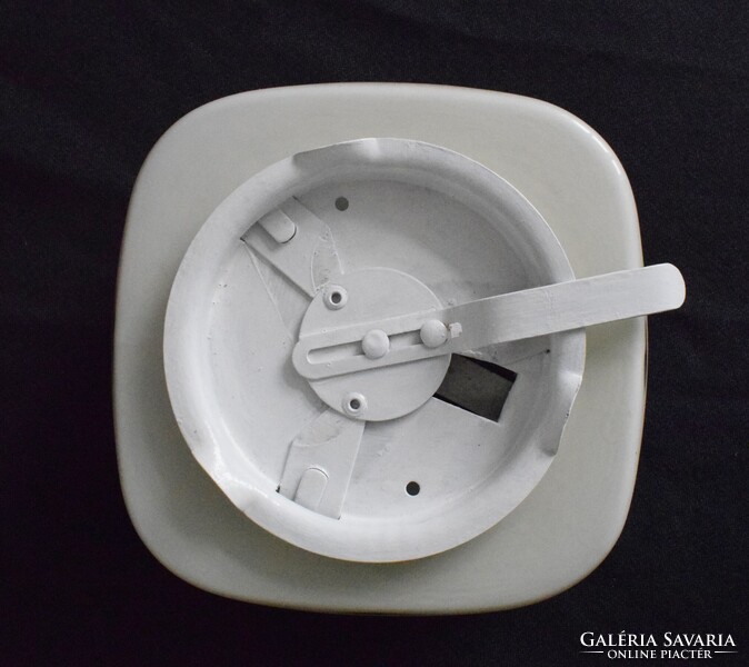 Fali , mennyezeti lámpa , art-deco üveg búra , fém lámpatest , 20 x 20 x 9 cm